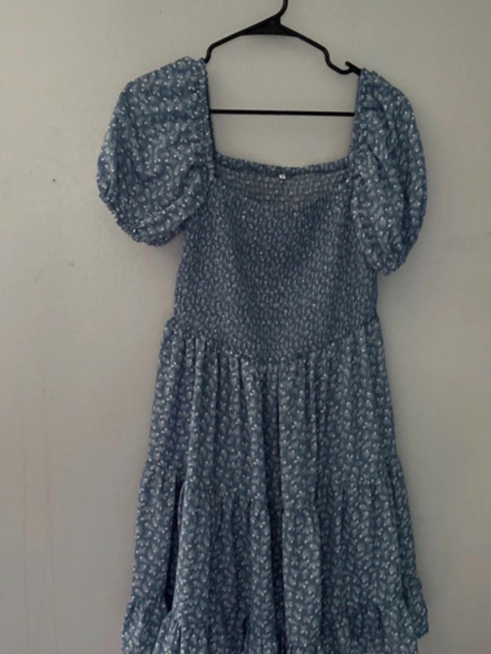 Girls' Light Blue Floral Smocked Puff-Sleeve Dress
